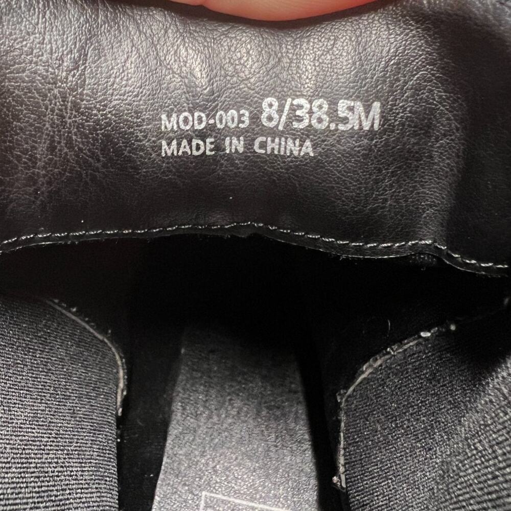 DIRTY LAUNDRY Monet Chelsea Boots Women's 8 Black Platform Rugged Lug Sole READ - Picture 12 of 12